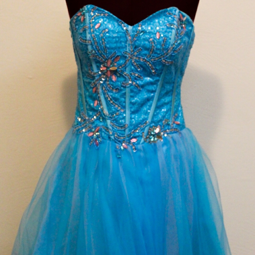 Short Blue Dress